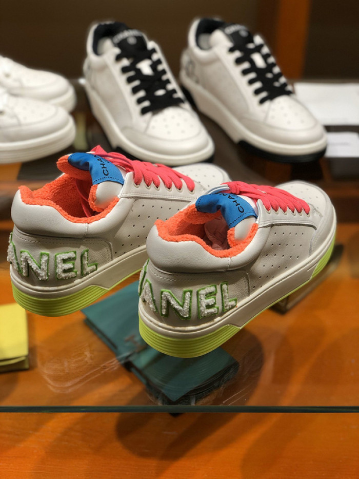 CH@NEL SNEAKERS