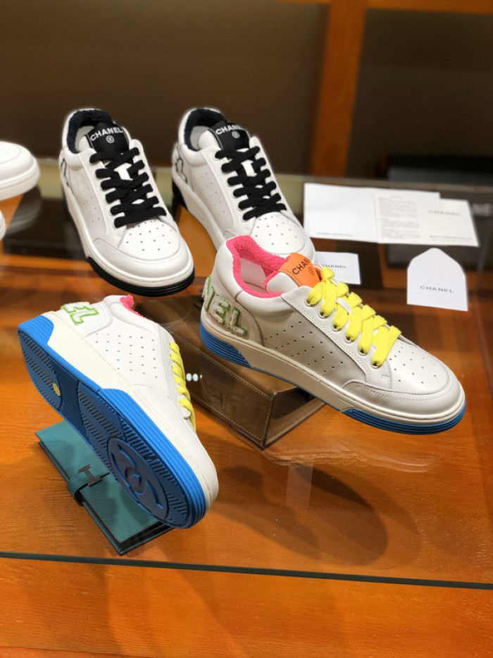 CH@NEL SNEAKERS