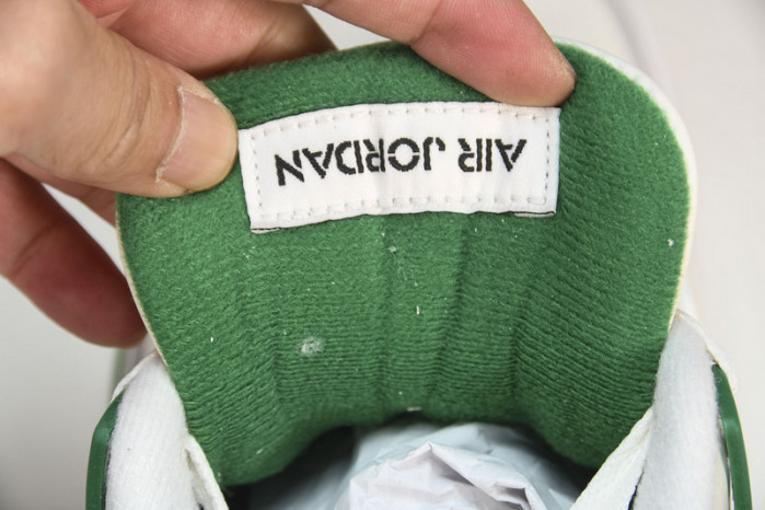 Jordan 4 Retro SB Pine Green DR5415-103