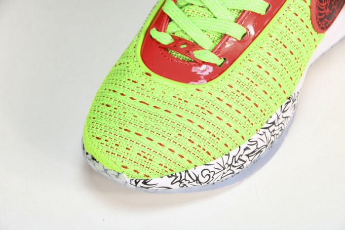 Nike LeBron 20 Stocking Stuffer   FJ4955-300