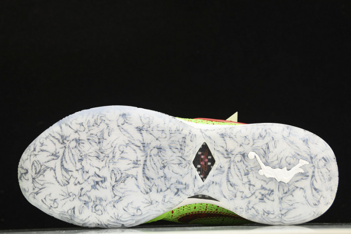 Nike LeBron 20 Stocking Stuffer   FJ4955-300