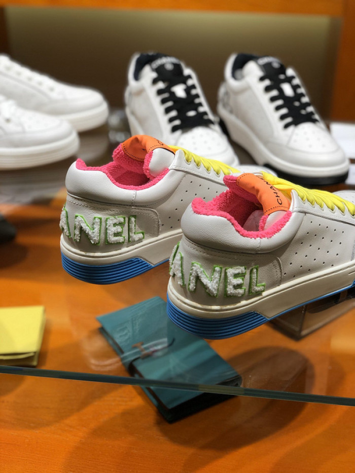 CH@NEL SNEAKERS