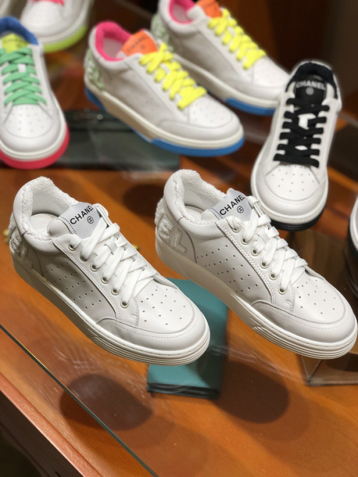 CH@NEL SNEAKERS