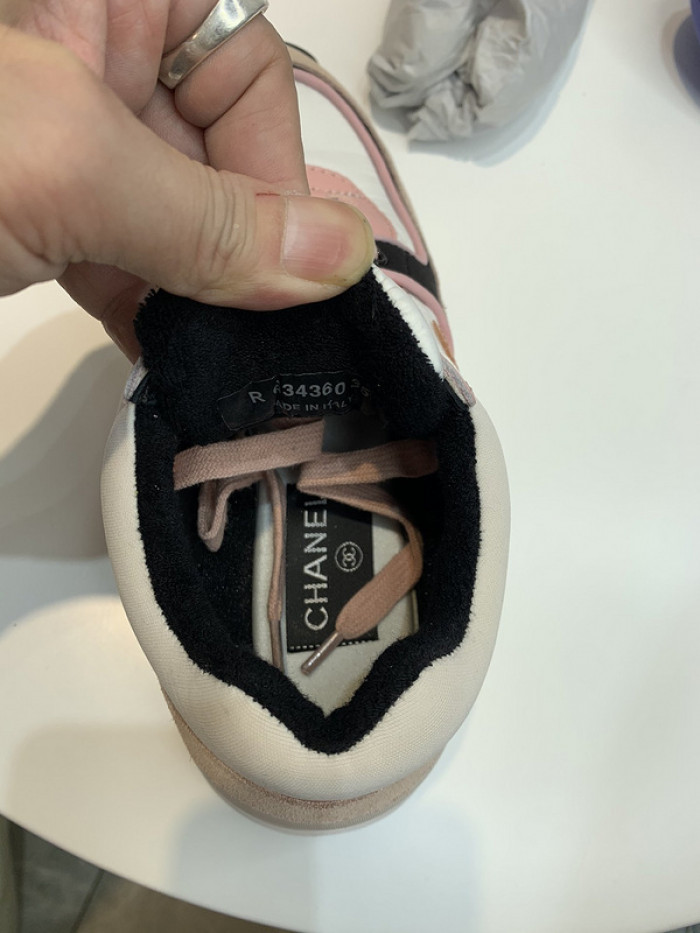 CH@NEL SNEAKERS