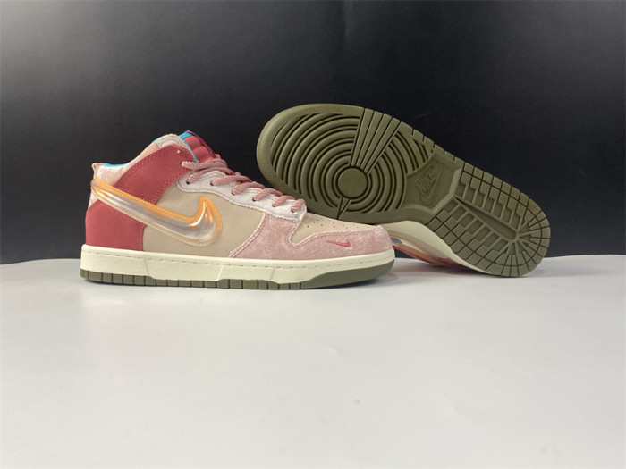 Social Status x Nk SB Dunk High Pro DJ1173-600