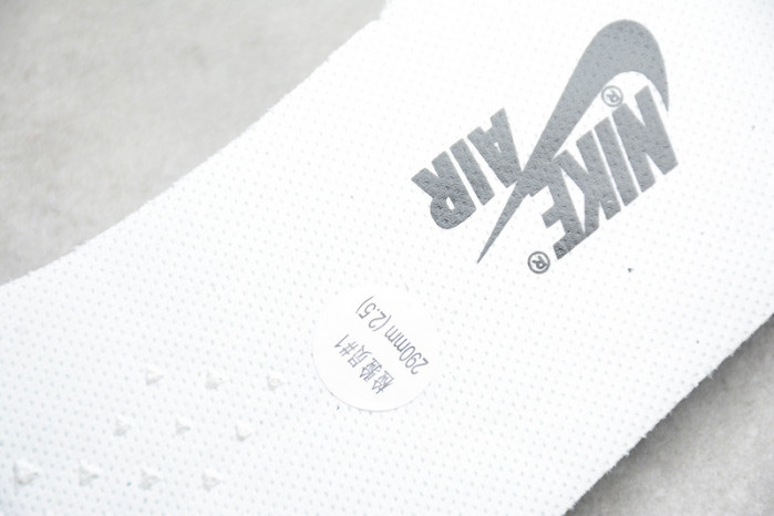 O-W x Air Jordan 1 UNC Release Date AQ0818-148