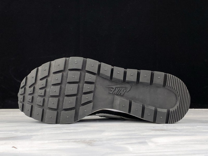 Nike Vaporwaffle sacai Black White CV1363-001