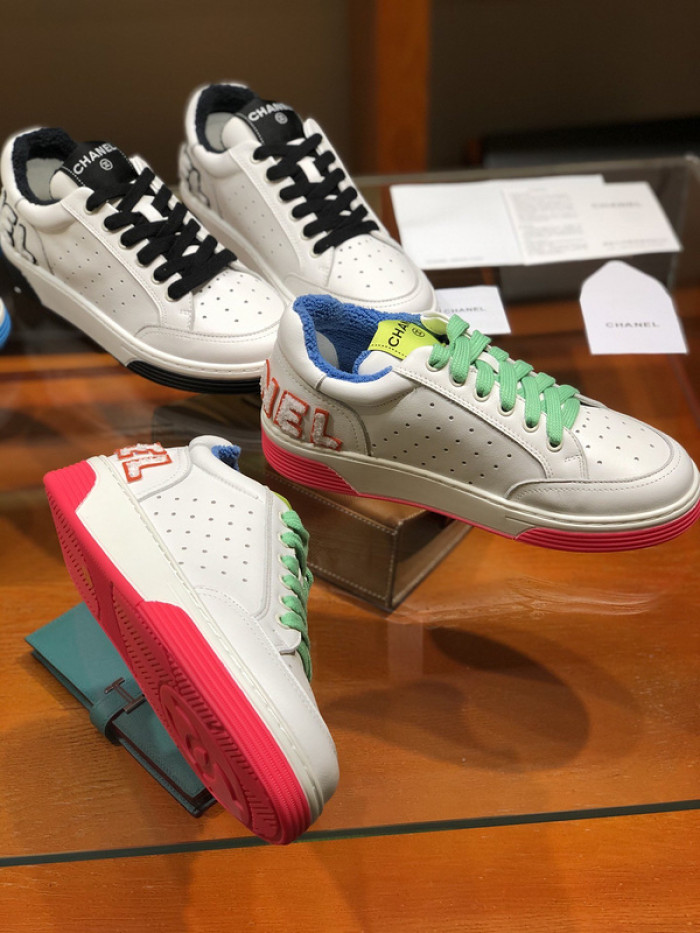 CH@NEL SNEAKERS