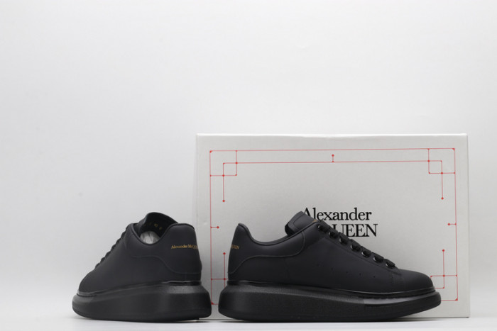 MQ Sneakers