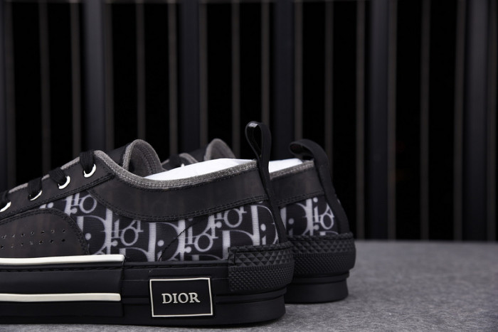 D*or b23 oblique sneaker