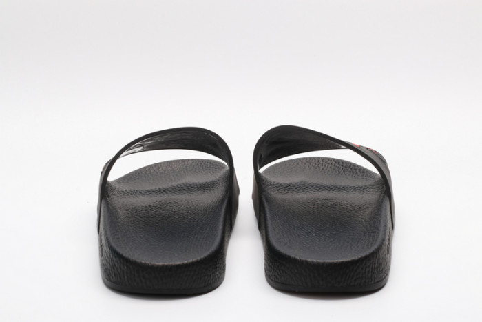 GUCC SANDALS