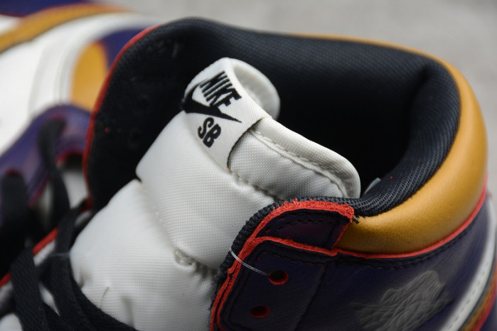 Air Jordan 1 High 