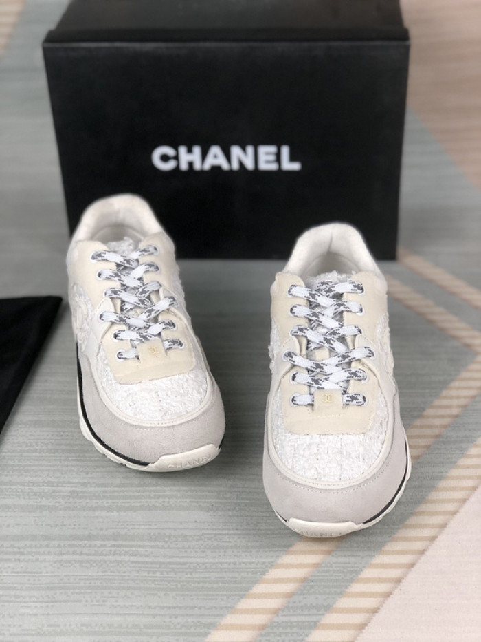 CH@NEL SNEAKERS