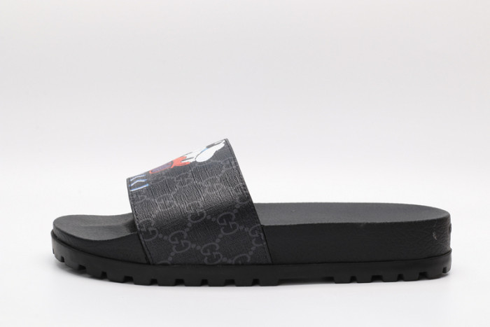 GUCC SANDALS