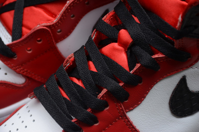 Jordan 1 Retro High Satin Black Toe (W) CD0461-016