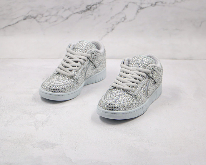 Nike Dunk Low Cactus Plant Flea Market Pure Platinum CZ2670-001