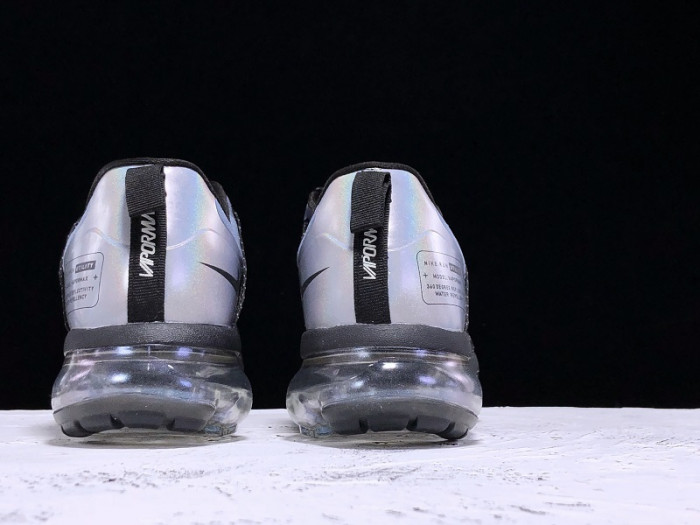 AIR VAPORMAX RUN UTILITY BLUE DUSK AQ8810-400