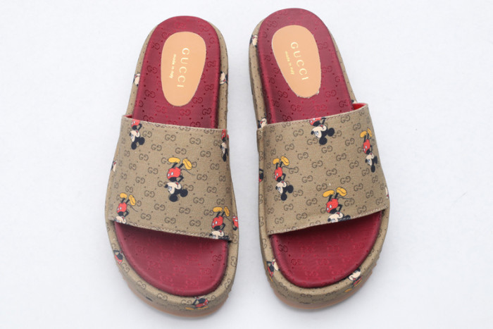 GUCC SANDALS