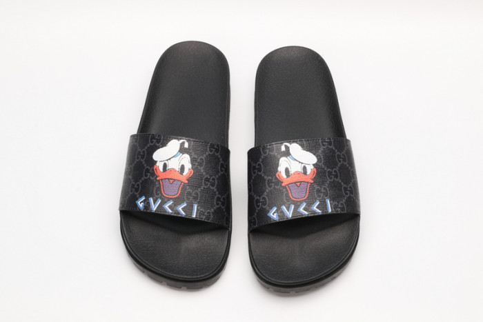 GUCC SANDALS