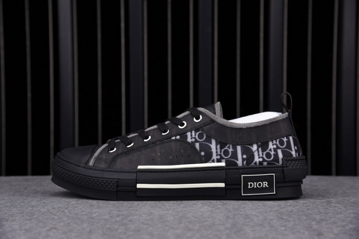 D*or b23 oblique sneaker