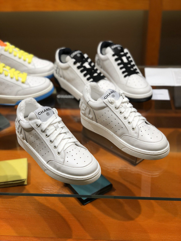 CH@NEL SNEAKERS