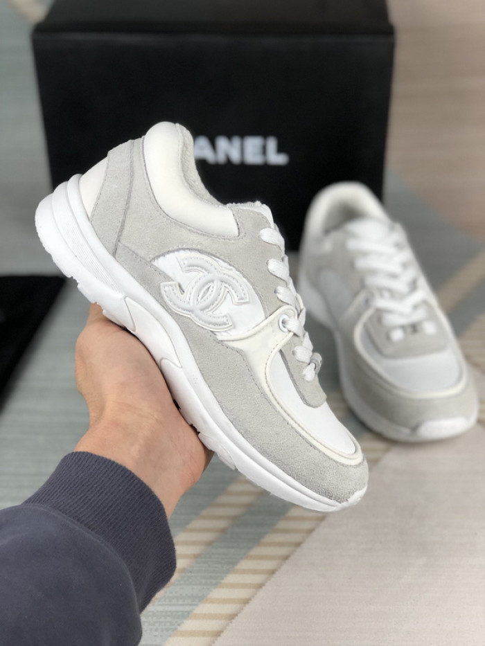 CH@NEL SNEAKERS