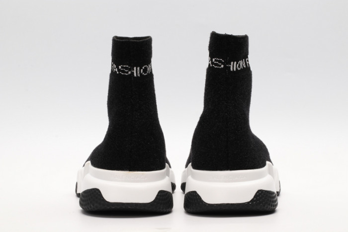 Ba*len*cia*ga speed sneaker