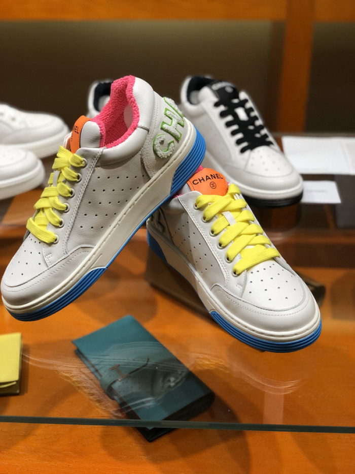 CH@NEL SNEAKERS