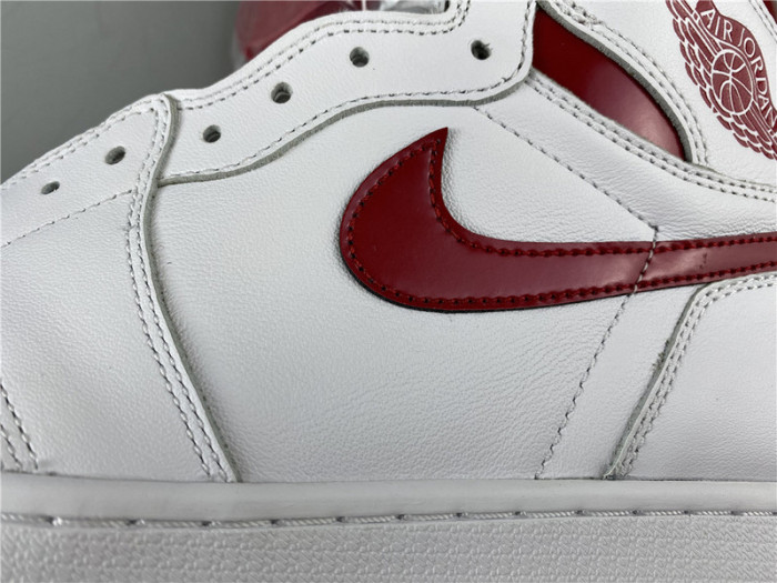 AIR Jordan 1 Retro Metallic Red (2017) 555088-103