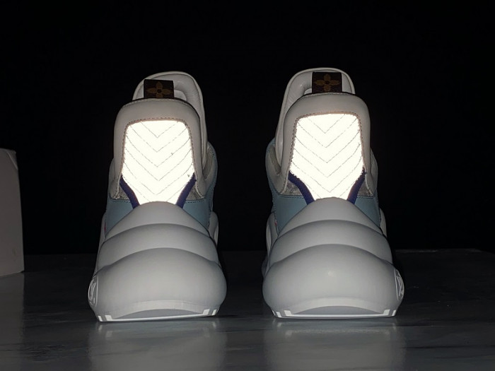 LV ARCHLIGHT SNEAKER
