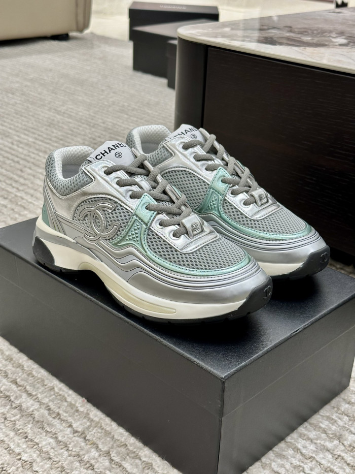 CH@NEL SNEAKERS