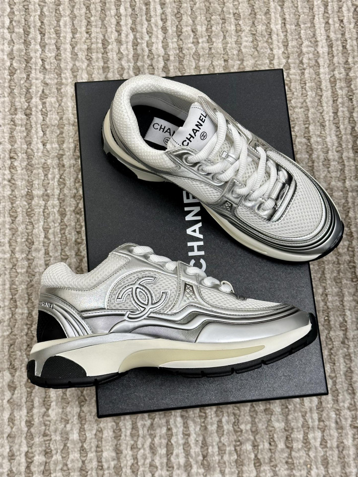 CH@NEL SNEAKERS