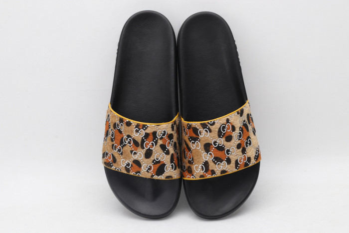 GUCC SANDALS