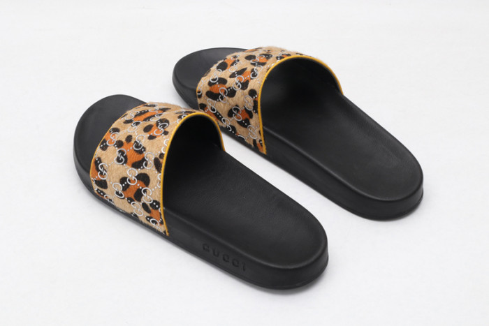 GUCC SANDALS