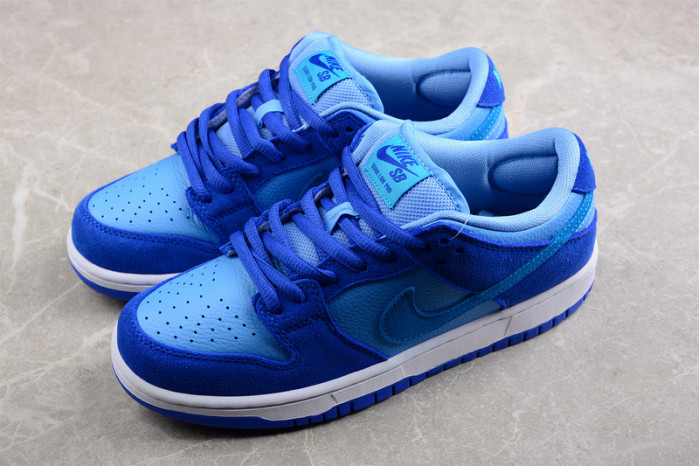 Nike SB Dunk Low Blue Raspberry DM0807-400